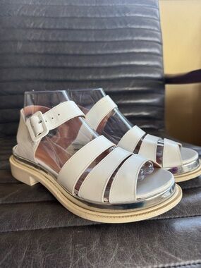 Robert Clergie “Corson” (2014) White Strappy Sandals with Metallic Trim